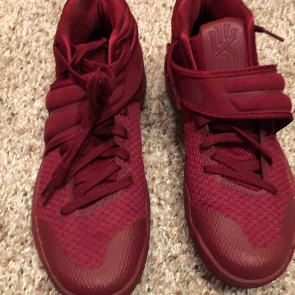 Nike Kyrie 2 Red Velvet